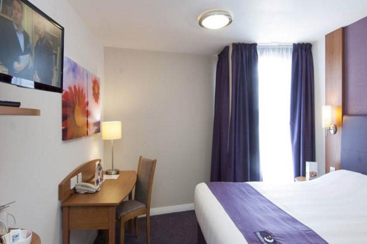 Premier Inn Newcastle City Centre Millennium Bridge Екстериор снимка
