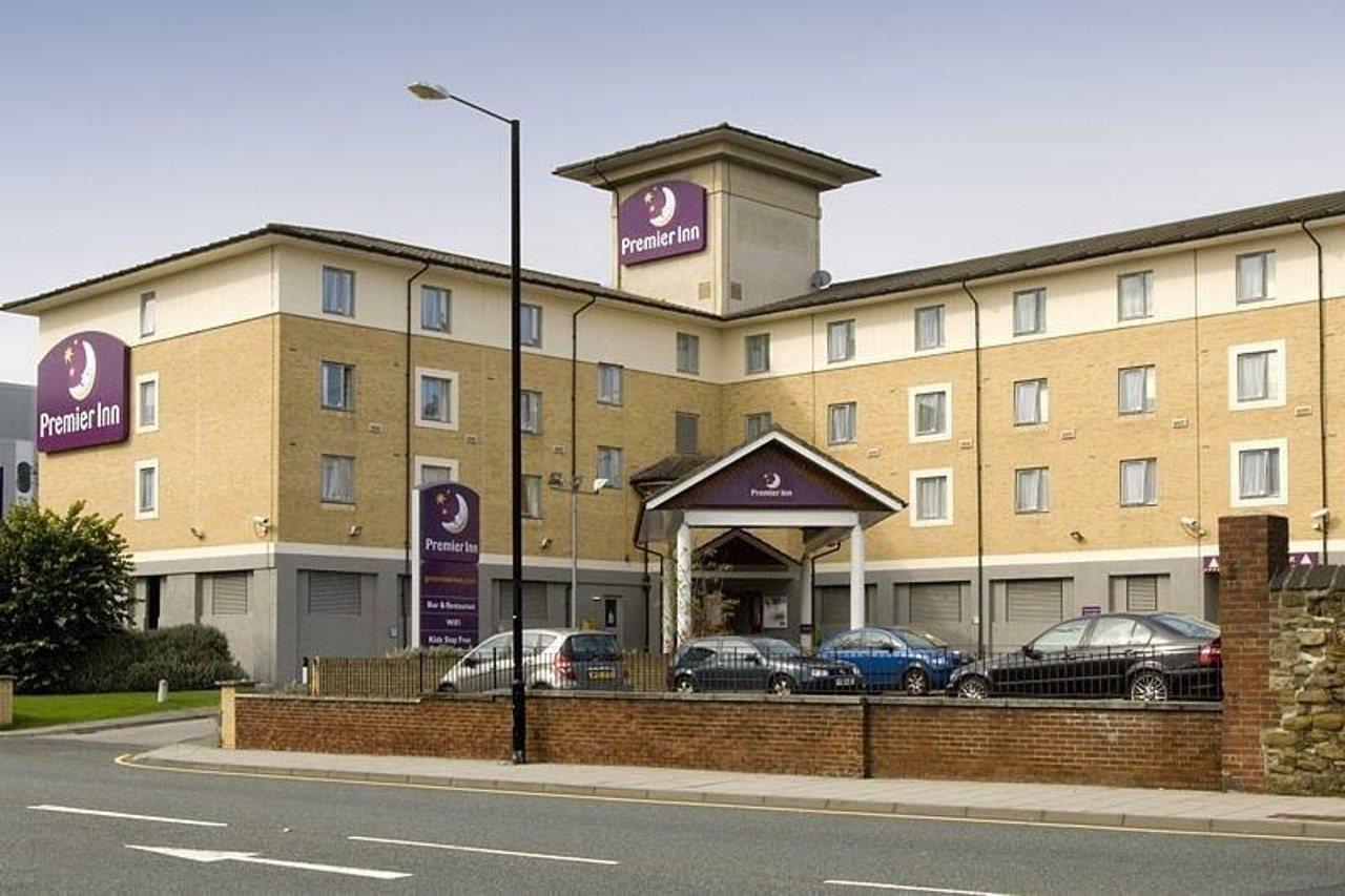 Premier Inn Newcastle City Centre Millennium Bridge Екстериор снимка